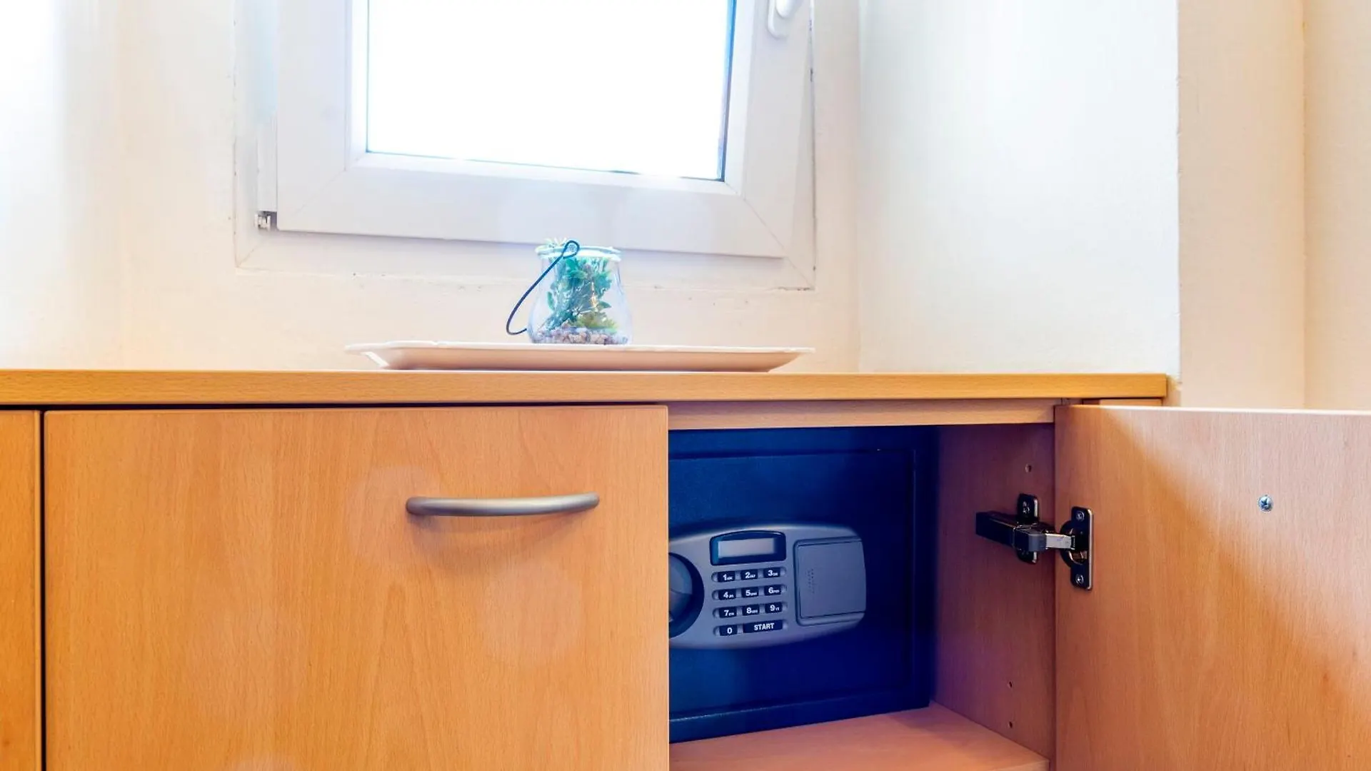 Apartment Center With Jacuzzi Сплит