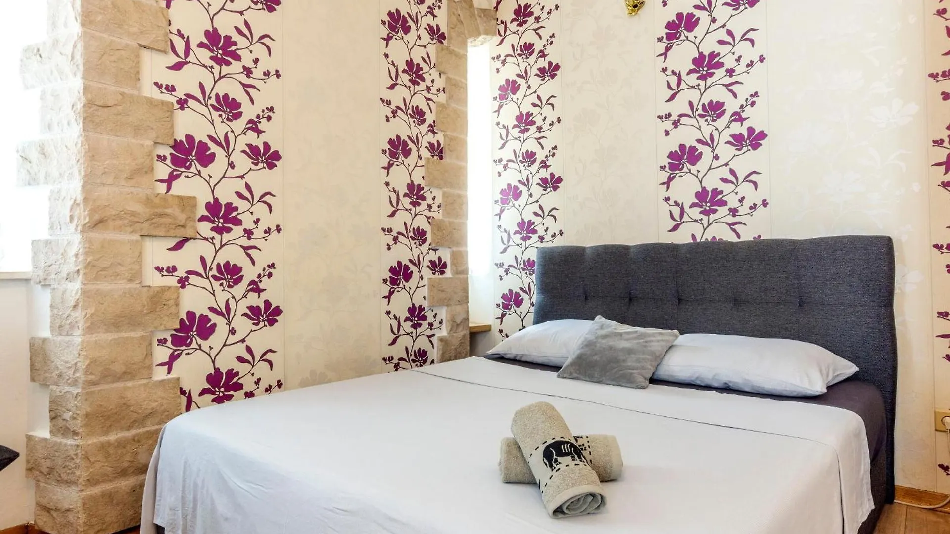 Apartment Center With Jacuzzi Сплит 0*,  Хорватия